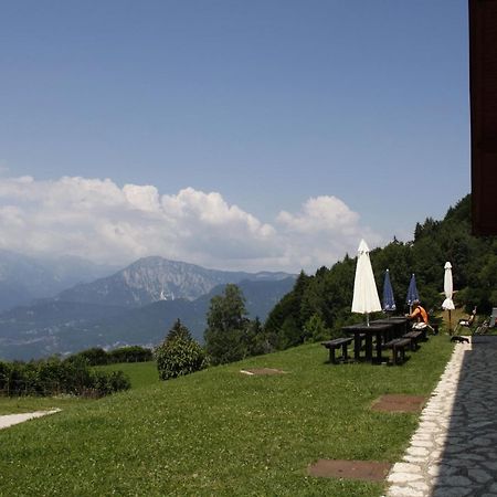 Gasthaus Trentino In Malga: Malga Zanga Arco Exterior foto
