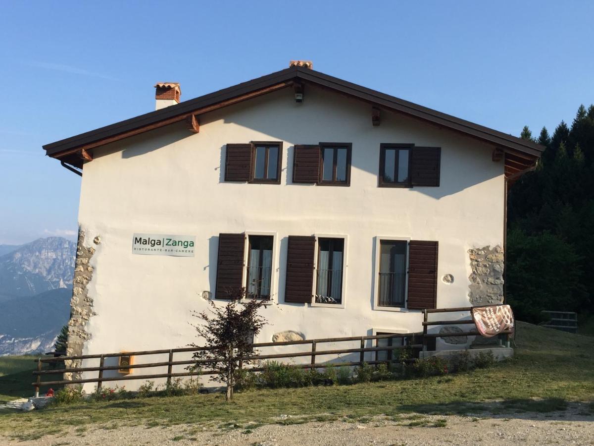 Gasthaus Trentino In Malga: Malga Zanga Arco Exterior foto
